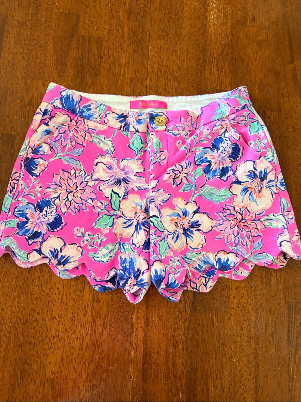 Lilly Pulitzer Pink Floral Scallop-Hem Shorts